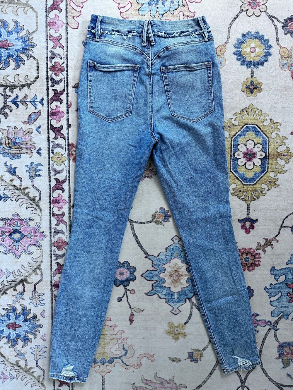 Good American Good Waist Extreme Deep V Distressed Skinny Jeans - Size 4/27